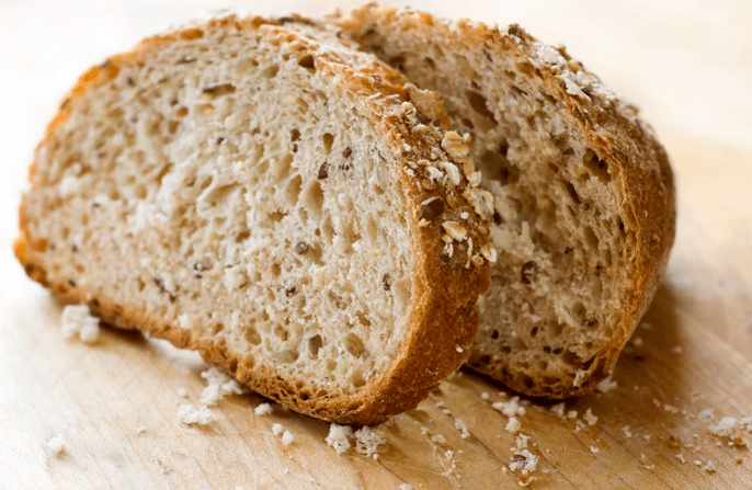 Սպիտակ հացը `Bran- ով